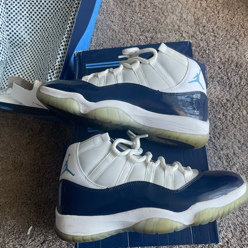 Retro 11 win like 82 size 10.5